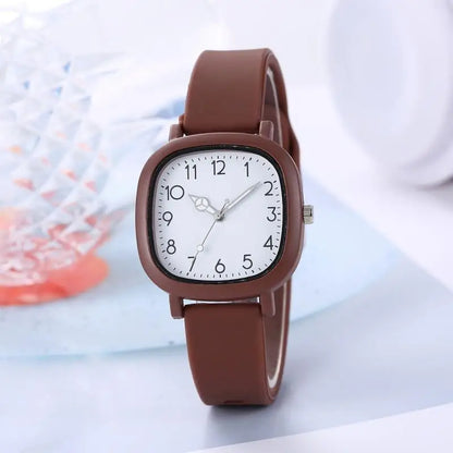 Fashion Women's Quartz Watch with Silicone Strap