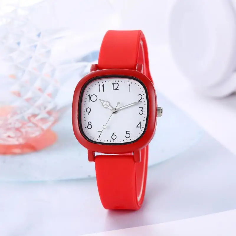 Fashion Women's Quartz Watch with Silicone Strap